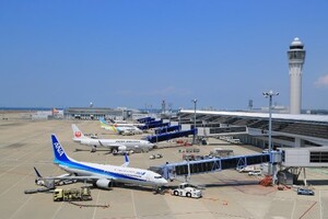 飛行機と管制塔