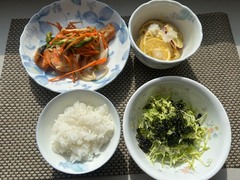 令和8年6月鮭のマリネ